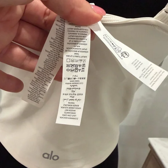 ***SOLD*** NWT ALO Yoga Airlift Turn It Up Bra Tank in Ivory Cream L - Picture 7 of 13